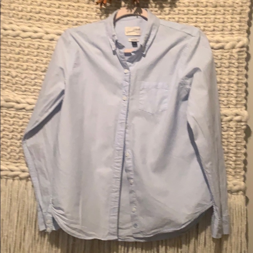 Bottom down baby blue bottom down shirt.